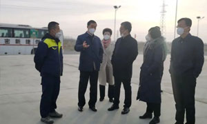 自治區(qū)工商聯(lián)、哈密市工商聯(lián)領導蒞臨哈密巨融能源檢查指導工作